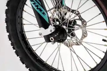 前轮总成